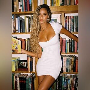 NOLAN SHORT SLEEVE MINI DRESS WHITE